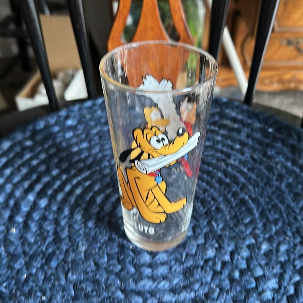 1978 Pepsi Collection Series - Pluto Walt Disney Productions